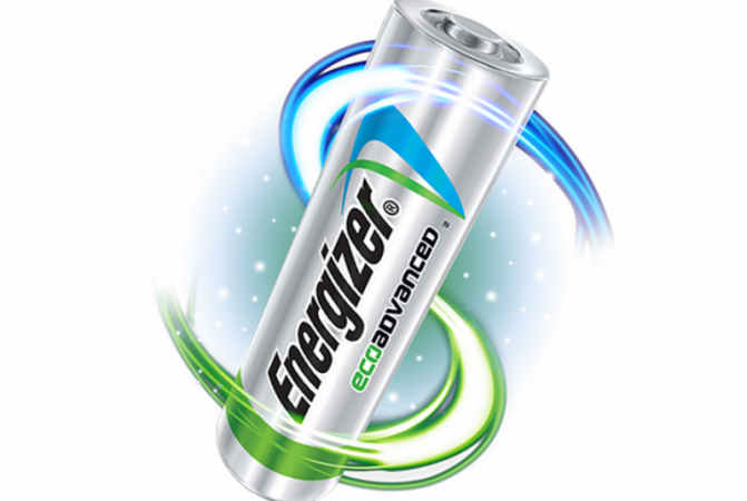 Американська компанія Energizer представила нову лінійку лужних батарейок типу AA і AAA, які на 4% складаються з перероблених матеріалів