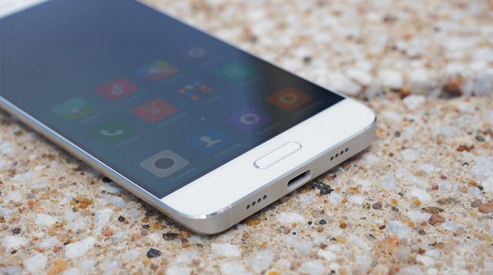 Проблема Xiaomi Mi5 зі сканером відбитків пальців