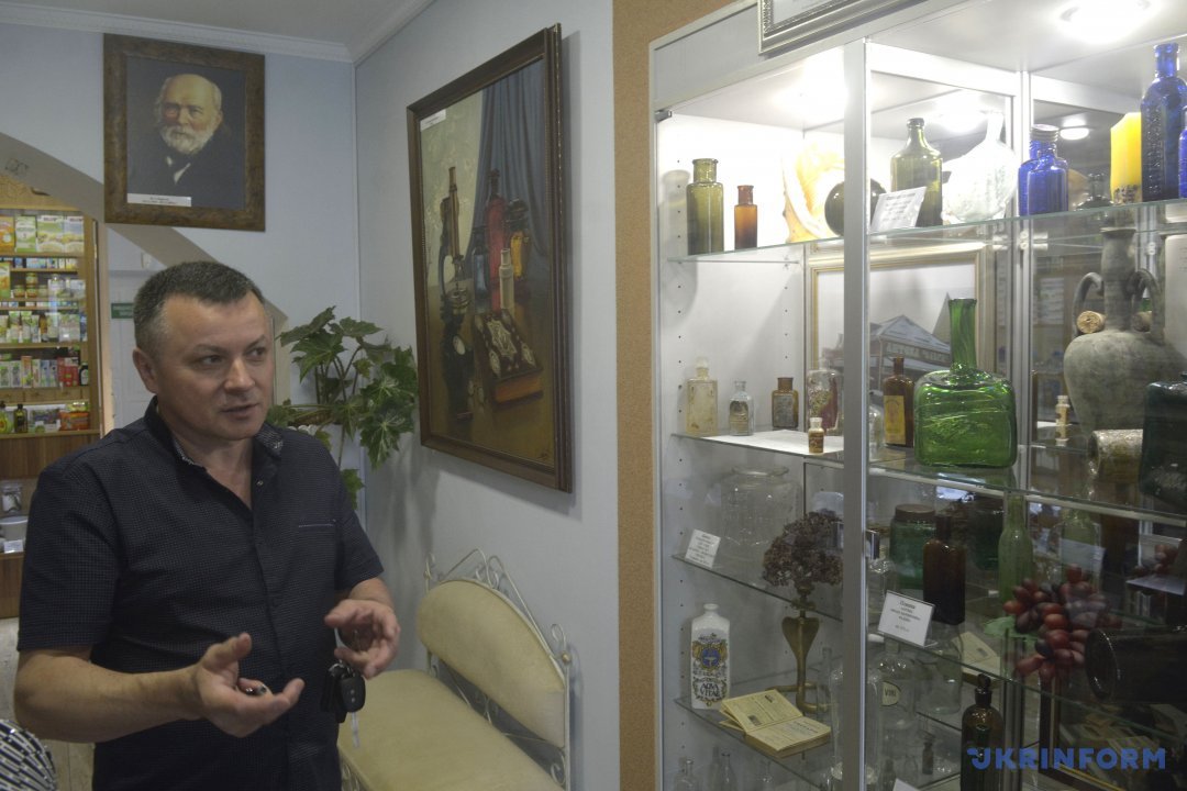 У Вінницькій області в місті Тульчин працює унікальний музей-аптека - єдине в країні «краєзнавчо-фармацевтичне» заклад за межами великих міст