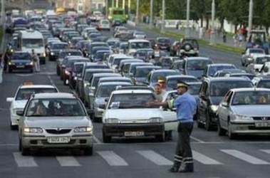 7 червня 2011, 22:23 Переглядів:   Сотні автомобілістів блокували центр Мінська, фото Reuters