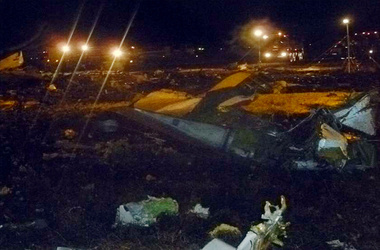 17 листопада 2013, 19:04 Переглядів:   В аеропорту Казані розбився літак
