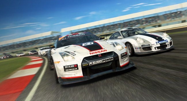 Як би дивно це не звучало, але Real Racing 3 - найкраща гоночна гра 2013 роки (Gran Turismo 6 ще не добрався в наші пенати)