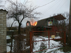 У мікрорайоні Миколаєва Мала Корениха горіла двоповерхова дача