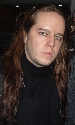 Джої Джордісон   Joey Jordison   Повне ім'я Нейтан Джонас Джордісон Дата народження   26 квітня   1975   (1975-04-26)   [1]   (44 роки) Місце народження Країна Професії   мультиінструменталіст   Роки творчої діяльності з 1995 Інструменти   ударна установка   ,   перкусія   ,   гітара   ,   бас гітара   ,   клавішні   жанри   ню-метал   ,   альтернативний метал   ,   грув-метал   ,   хоррор-панк   ,   індастріал-метал   ,   треш-метал   ,   блек-метал   ,   дез-метал   ,   грайндкор   Псевдоніми Superball, # 1, Speedball, Scarecrow Колективи   Slipknot   ,   Anal Blast   ,   Modifidious   ,   Murderdolls   ,   Roadrunner United   ,   Scar The Martyr   ,   VIMIC   ,   Sinsaenum   лейбли   Nuclear Blast   ,   Roadrunner Records   Медіафайли на Вікісховища